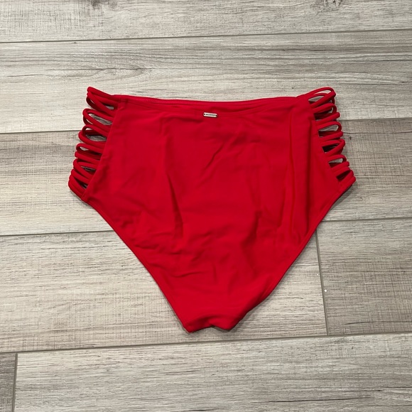 Hollister High Waisted Bikini Bottom - Picture 2 of 5